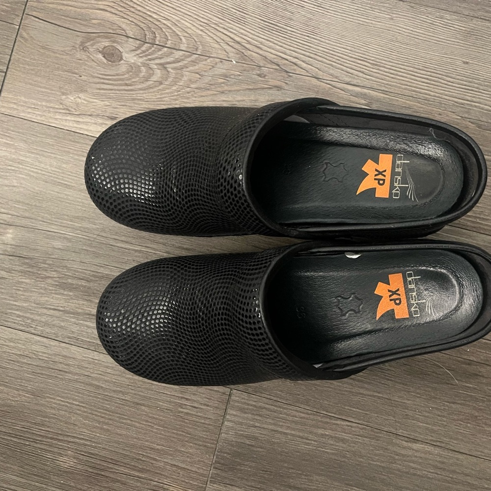 Woman’s dansko clog